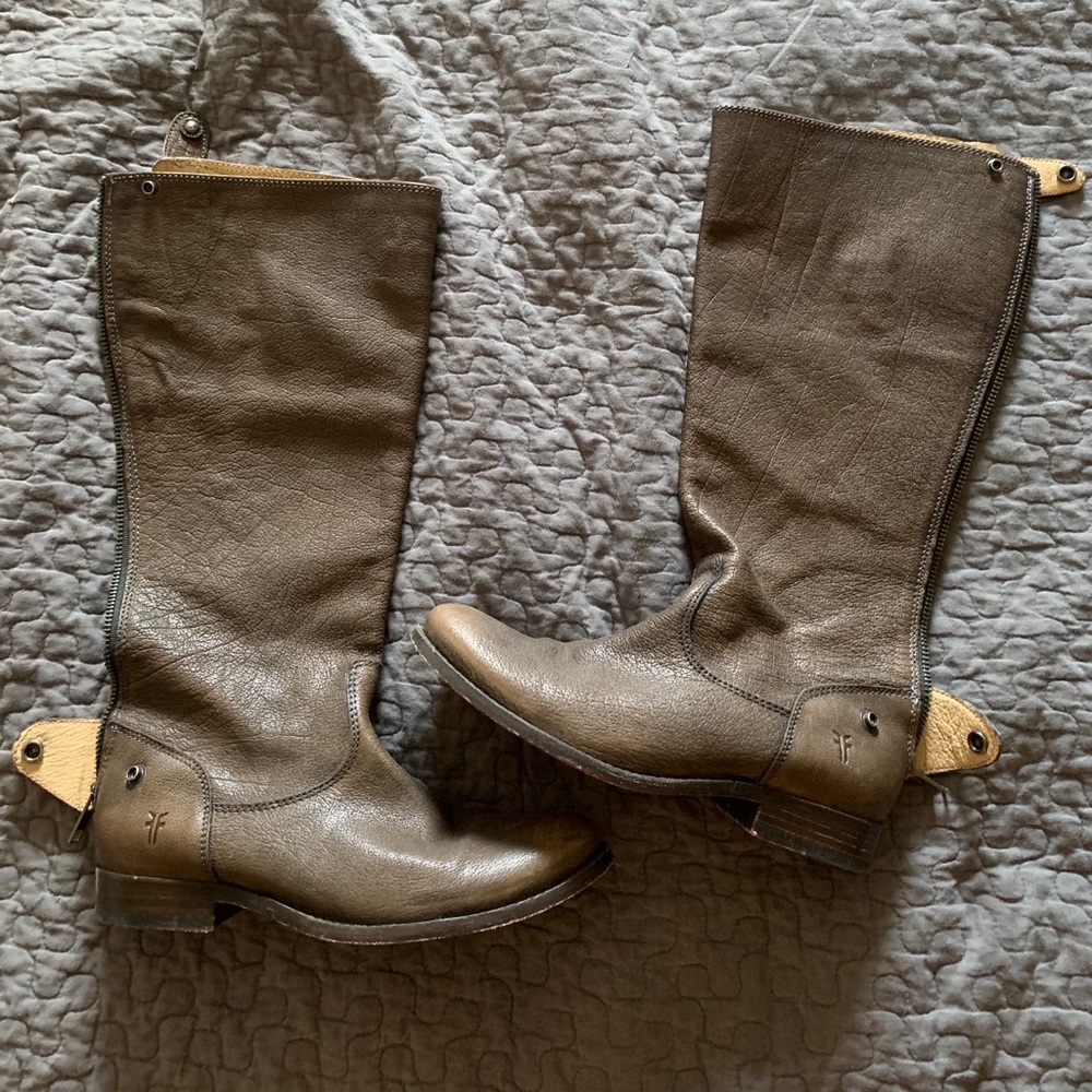 Women’s Frye Melissa Button Back Boot
